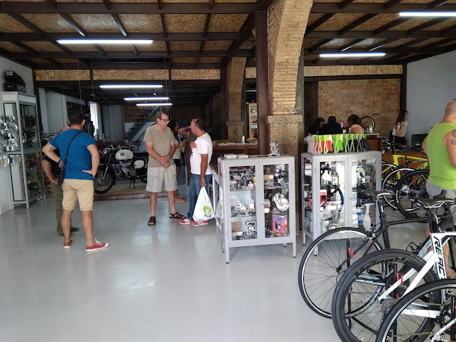 Avaliações doOn The Rocks Bike Shop em Olhão - Loja de bicicleta