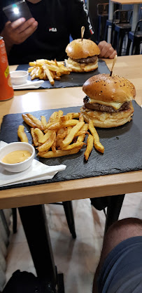 Plats et boissons du Restaurant de hamburgers LE CHEF DU BURGER à Toulouse - n°18