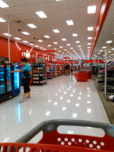 Department Store «Target», reviews and photos, 1400 E Lake Cook Rd, Wheeling, IL 60090, USA