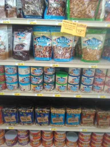 Grocery Store «Fareway Grocery», reviews and photos, 2100 Cedar Plaza Dr, Muscatine, IA 52761, USA