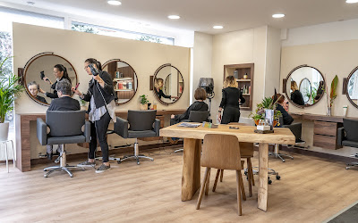 CARPY Coiffeur Coloriste à Saint-Cyr-sur-Loire
