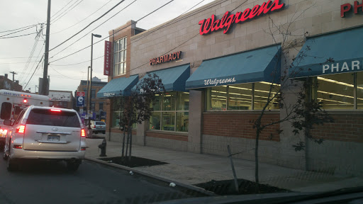 Drug Store «Walgreens», reviews and photos, 58-02 Metropolitan Ave, Ridgewood, NY 11385, USA