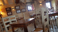 Atmosphère du Restaurant Bistrot des légendes Meneham à Kerlouan - n°10