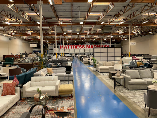 Furniture Store «Living Spaces - Rancho Cucamonga», reviews and photos, 12649 E Foothill Blvd, Rancho Cucamonga, CA 91730, USA