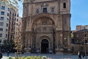 Basílica of Santa Engracia Church image
