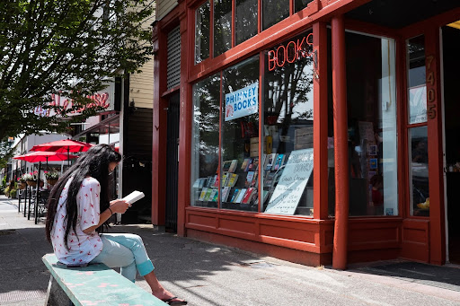 Phinney Books, 7405 Greenwood Ave N, Seattle, WA 98103, USA, 