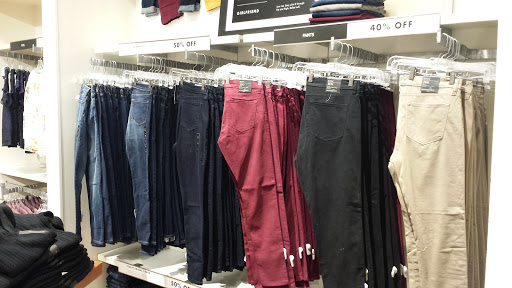 Clothing Store «Banana Republic», reviews and photos, 18 West Lightcap Rd, Pottstown, PA 19464, USA