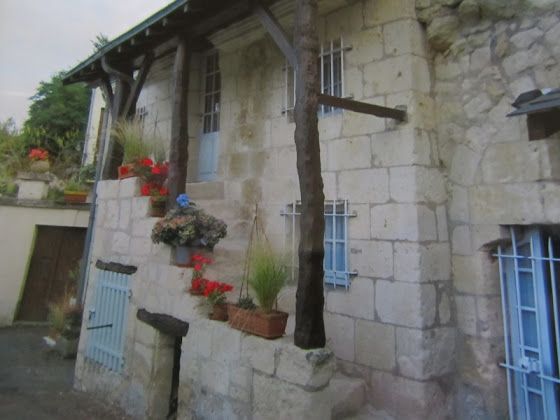 Photo Gîte Le Troglo de la Chaumine 49400 Souzay-Champigny