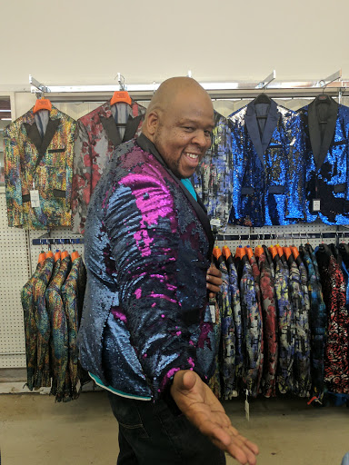 Discount Store «D&K Suit City», reviews and photos, 2975 Headland Dr SW, Atlanta, GA 30311, USA