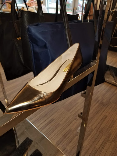 Department Store «Nordstrom Rack Woodland Plaza», reviews and photos, 8722 E 71st St, Tulsa, OK 74133, USA