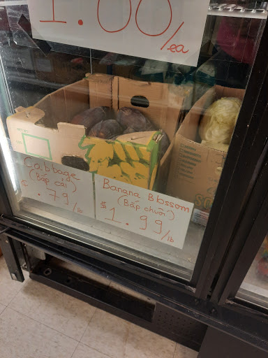 Asian Grocery Store «My Hoa Oriental Food Market», reviews and photos, 454 Azalea Rd, Mobile, AL 36609, USA