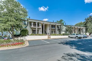 High River Apartment Homes image