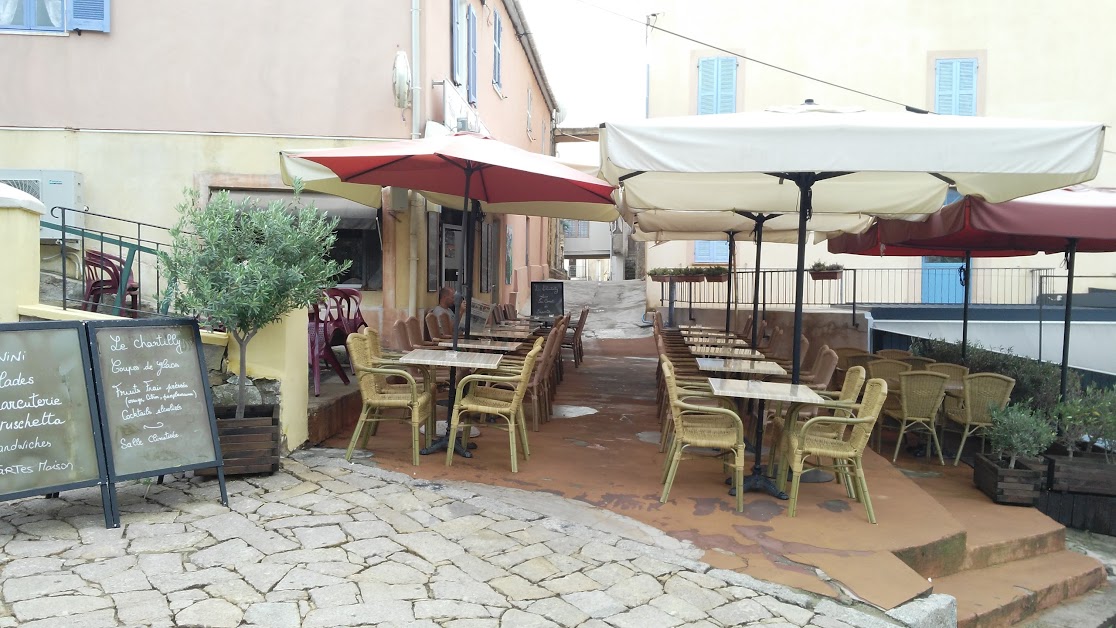 Bar le Chantilly à Cargèse (Corse 20)