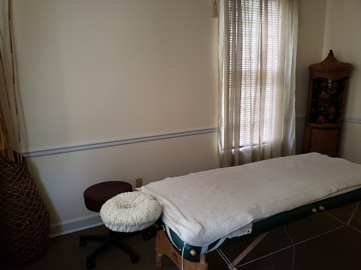 Massage Therapist «Nava Sen Spa», reviews and photos, 519 Johnson Ferry Rd #400, Marietta, GA 30068, USA