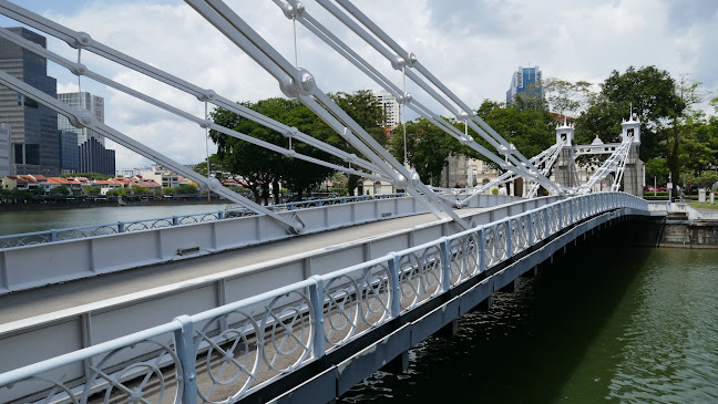Opening hours for Cavenagh Bridge