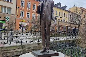 Statue of Tomáš Garrigue Masaryk image