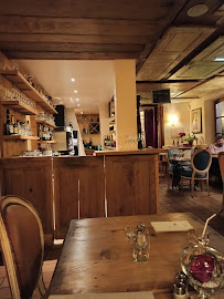Atmosphère du Restaurant de spécialités alsaciennes Le 1774 - Les Jambons de Marinette à Entzheim - n°15
