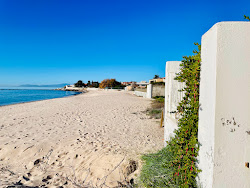 Foto von Sant'Andrea Beach und die siedlung
