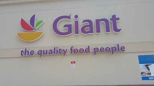Supermarket «Giant», reviews and photos, 1535 Alabama Ave SE, Washington, DC 20032, USA