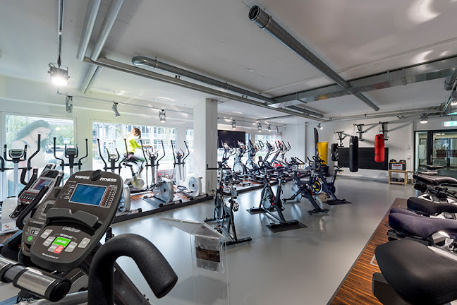 Rezensionen über HAMMER Fitnessgeräte Zürich in Zürich - Sportgeschäft