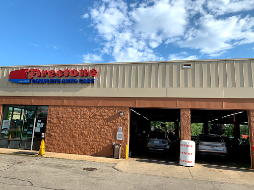 Tire Shop «Firestone Complete Auto Care», reviews and photos, 681 Roosevelt Rd, Glen Ellyn, IL 60137, USA