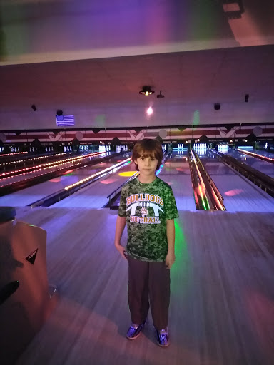 Bowling Alley «Roosevelt Lanes Recreation», reviews and photos, 6701 Roosevelt Ave, Allen Park, MI 48101, USA