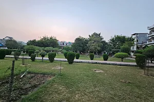 Saraswati Park image