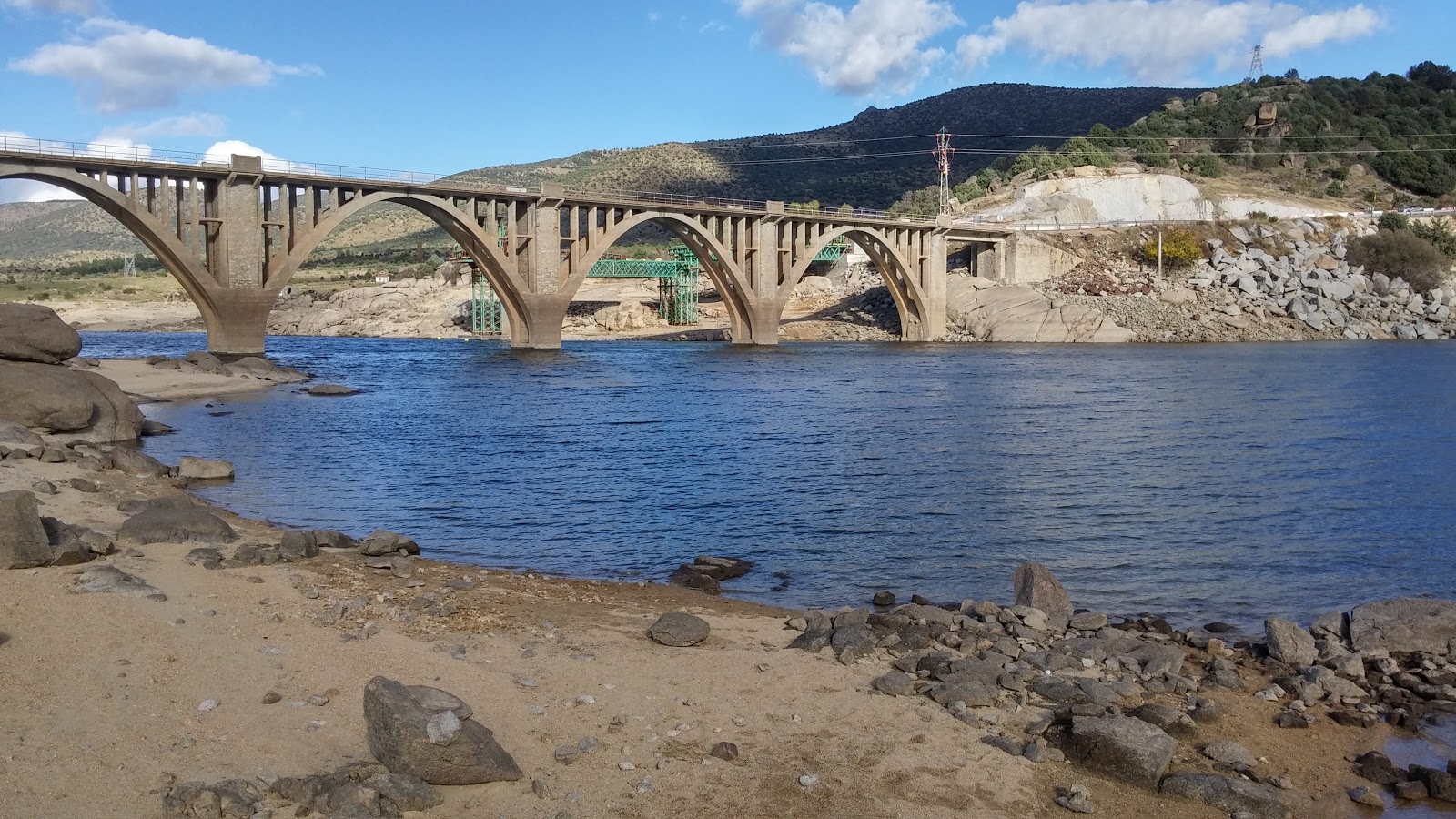 Embalse De Burgillos photo #9