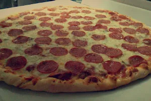 Geno Nottolini's Pizza image