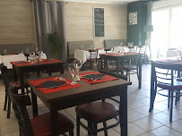 Atmosphère du Restaurant français L'ESCALE à La Saunière - n°4
