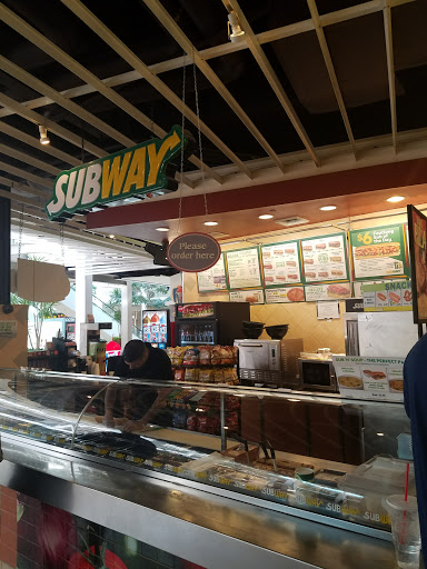 Shopping Mall «Plymouth Meeting Mall», reviews and photos, 500 W Germantown Pike, Plymouth Meeting, PA 19462, USA