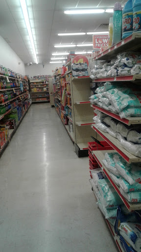 FAMILY DOLLAR, 2616 SE 6th Ave, Topeka, KS 66607, USA, 