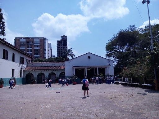 Institutos publicos en Bucaramanga
