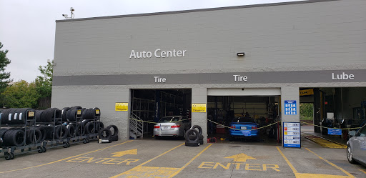 Tire Shop «Walmart Tires & Auto Parts», reviews and photos, 23500 NE Sandy Blvd, Wood Village, OR 97060, USA
