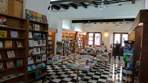 Librería Laberinto Viejo San Juan