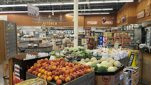 Grocery Store «Fresh Thyme Farmers Market- Town & Country», reviews and photos, 13957 Manchester Rd, Ballwin, MO 63011, USA