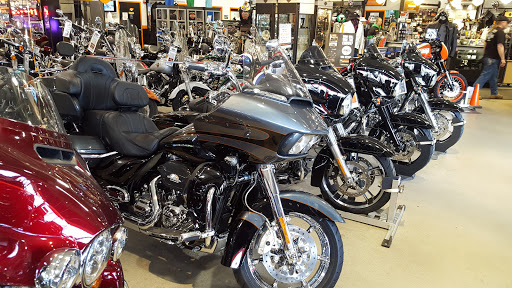 Motorcycle Dealer «Harley-Davidson of Nassau County», reviews and photos, 2428 Sunrise Hwy, Bellmore, NY 11710, USA