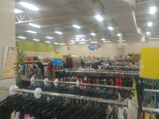 Thrift Store «Goodwill Store & Donation Center», reviews and photos, 539 Fort Hill Dr, Naperville, IL 60540, USA