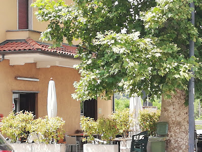 Albergo Bar Ristorante La Cappelletta Piazzale Loreto, 7, 23875 Osnago LC, Italia