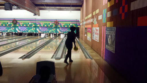 Bowling Alley «Woodland Lanes», reviews and photos, 33775 Plymouth Rd, Livonia, MI 48150, USA