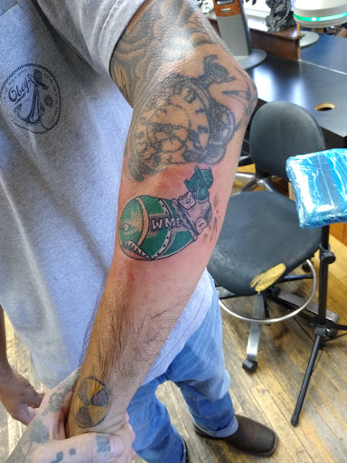 Tattoo Shop «Extreme Graphix II», reviews and photos, 1631 Dewey Ave # 1, Rochester, NY 14615, USA