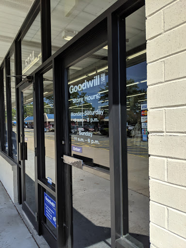 Thrift Store «Goodwill Washington Square Retail Store», reviews and photos