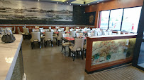 Atmosphère du Restaurant de type buffet Royal Chine 裕龙大酒楼 à Claye-Souilly - n°8