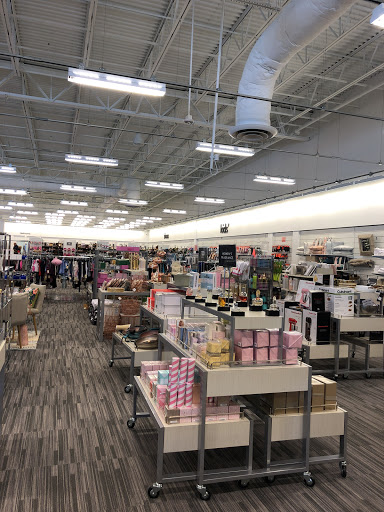 Department Store «Nordstrom Rack Hamilton Crossings», reviews and photos, 750 N Krocks Rd #303, Allentown, PA 18106, USA