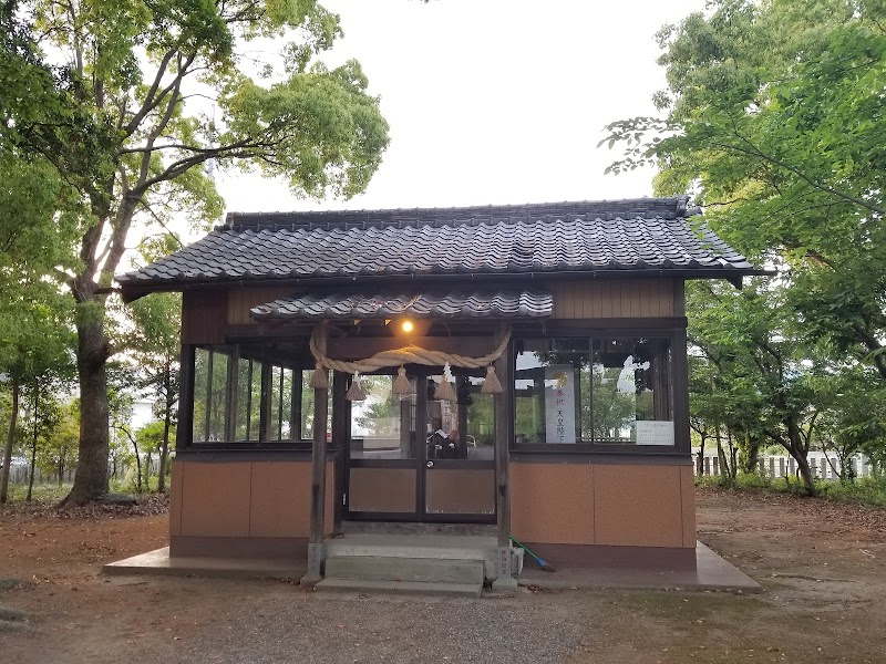 阿蘇神社(半田鳥子神社)
