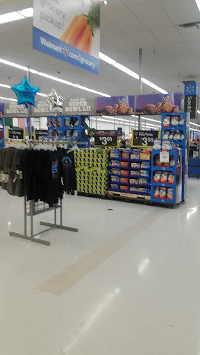 Department Store «Walmart Supercenter», reviews and photos, 200 12th St SW, Forest Lake, MN 55025, USA