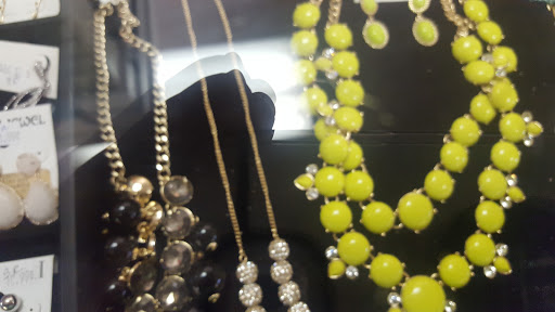 Thrift Store «American Cancer Society Discovery Shop», reviews and photos, 243 Main St, Los Altos, CA 94022, USA