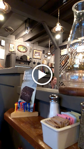 American Restaurant «Cracker Barrel Old Country Store», reviews and photos, 2003 Eatonton Rd, Madison, GA 30650, USA