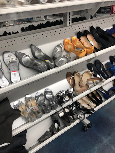 Thrift Store «Goodwill Boca West Store & Donation Center», reviews and photos