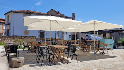 CAVE ET BAR A VINS NATURELS - GRANIT à Clisson
